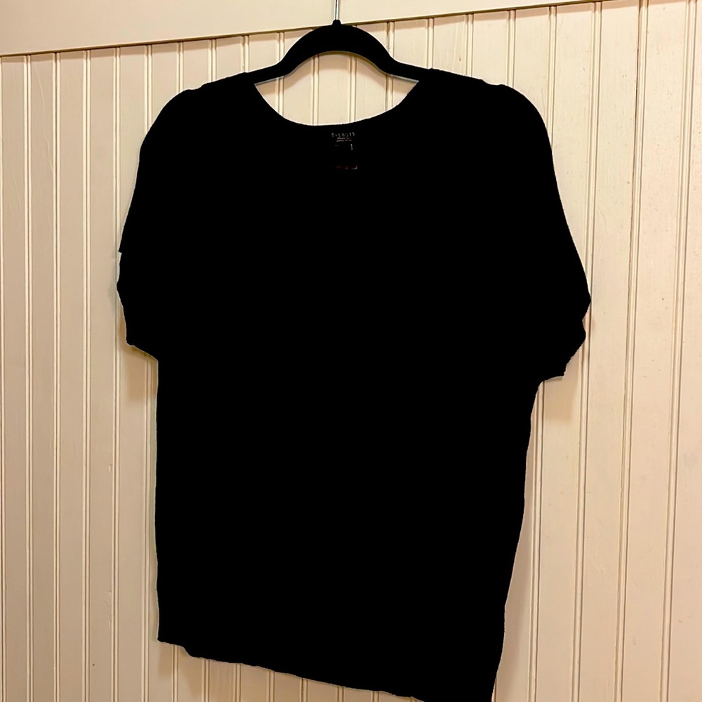 Talbots women’s 1X black boat necked too.